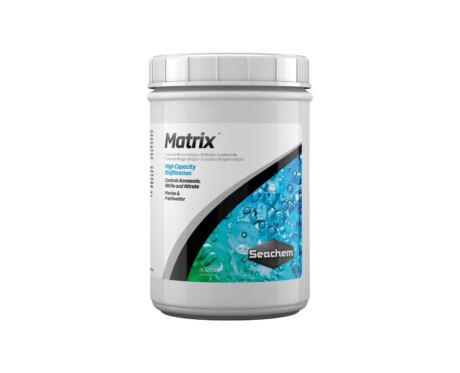 Seachem Matrix é um biomídia de alta porosidade que proporciona biofiltração eficiente para a remoção de resíduos nitrogenados.