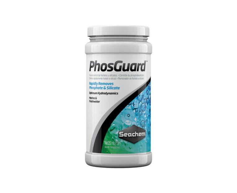 O Seachem PhosGuard remove de forma rápida o fosfato e silicato de aquários marinhos e de água doce.