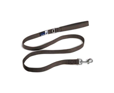 Trela Curli Basic Nylon Castanha é uma trela para cães, em nylon e com pega acolchoada.