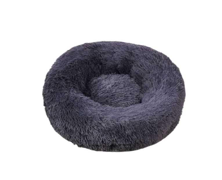 A Cama Donut Anti-Stress Cinza é um tipo de cama para pets, geralmente projetada para cães ou gatos, em formato circular.