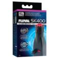 Skimmer de Superfície Fluval SK400 instalado no aquário para remoção de resíduos flutuantes