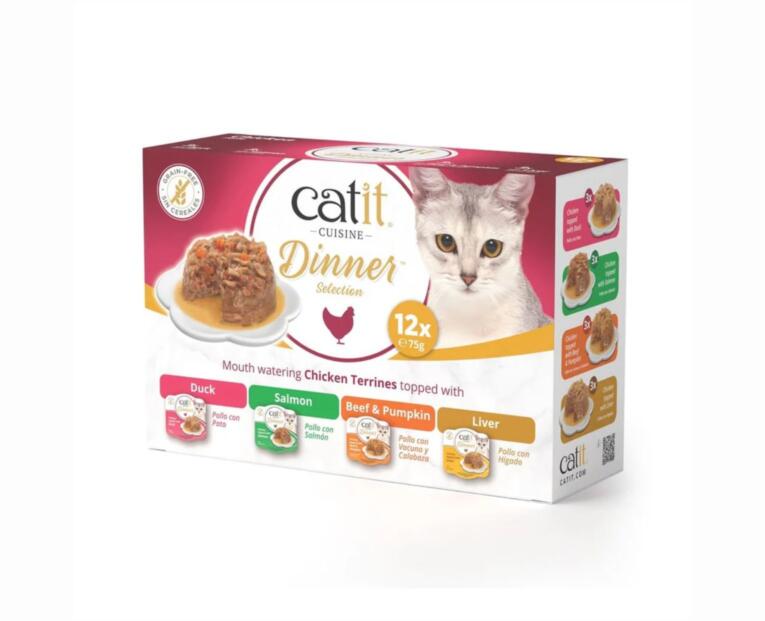 Catit Cuisine Dinner Pack Frango - 12 unidades variadas é uma caixa com um conjunto de alimentos húmidos premium para gatos, portanto elaborado com peixe fresco de alta qualidade. Desenvolvido pela marca Catit, este produto combina nutrição equilibrada com um sabor irresistível, tornando cada refeição um verdadeiro momento de prazer para o teu gato.  🐾