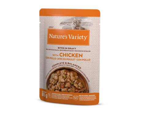 Alimento húmido Nature's Variety Bites in Gravy Gato Adulto Frango e Vegetais saqueta 85g.